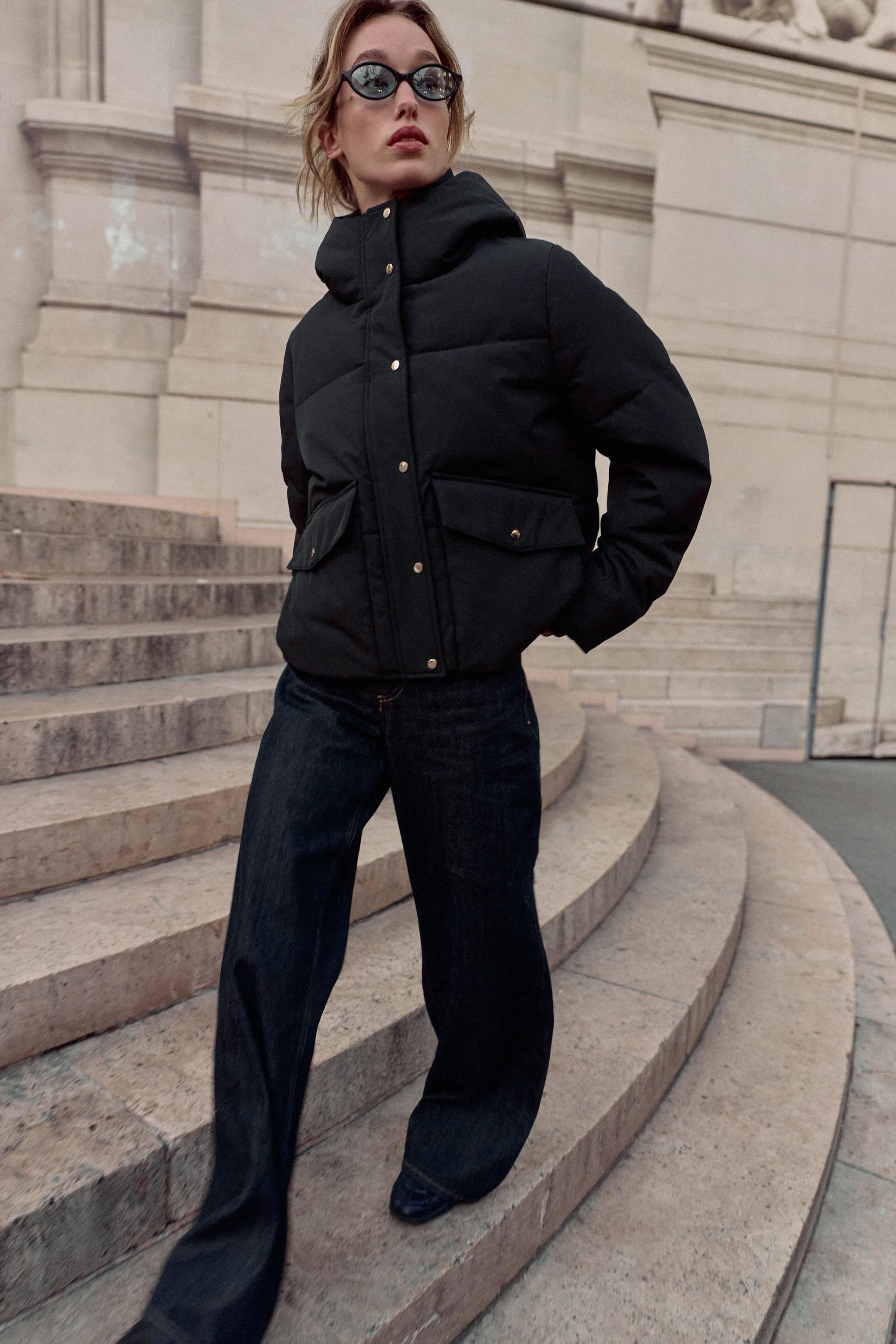 ANORAK COURT À CAPUCHE DÉPERLANT ET COUPE-VENT